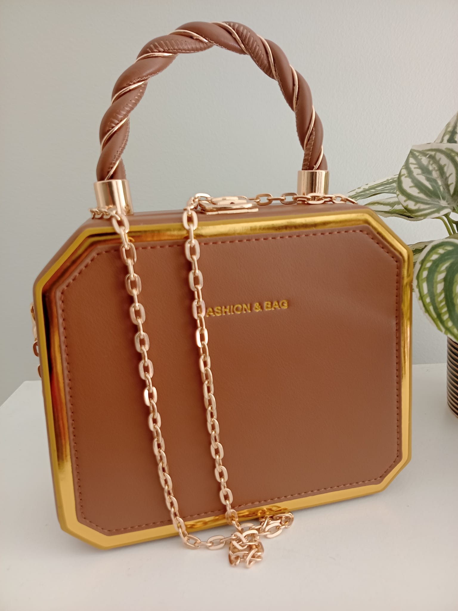 Clutch bag