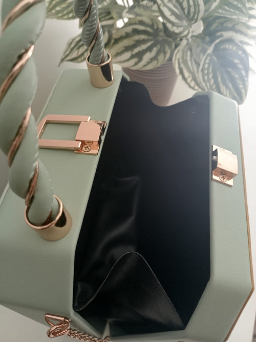 Clutch bag